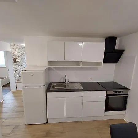 Makso Apartment *